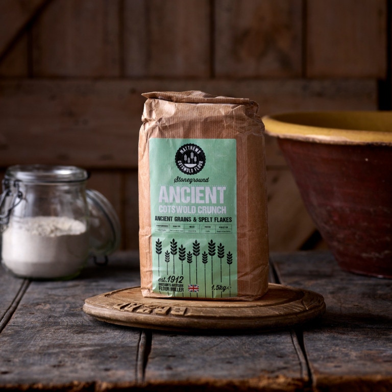 1.5kg Matthews Historic Cotswold Crunch Flour